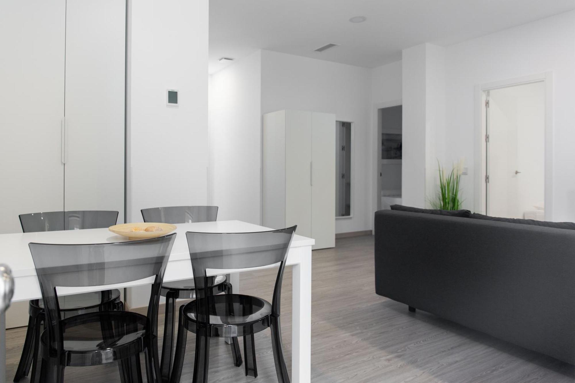 Likehomeapartments Deluxe Complex Center